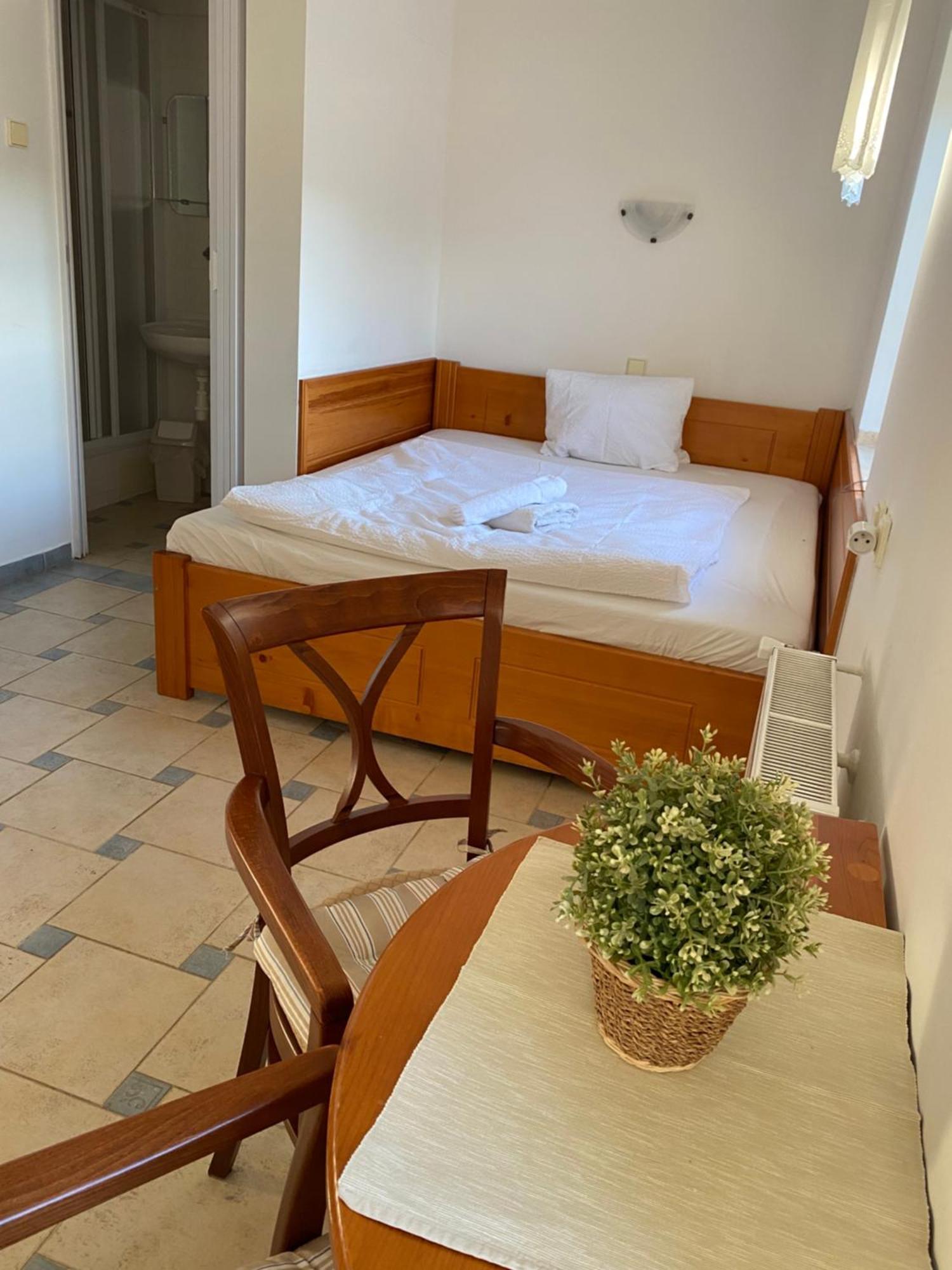 Guest house Janata